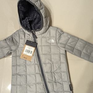 North Face Thermoball Eco snowsuit 12-18M